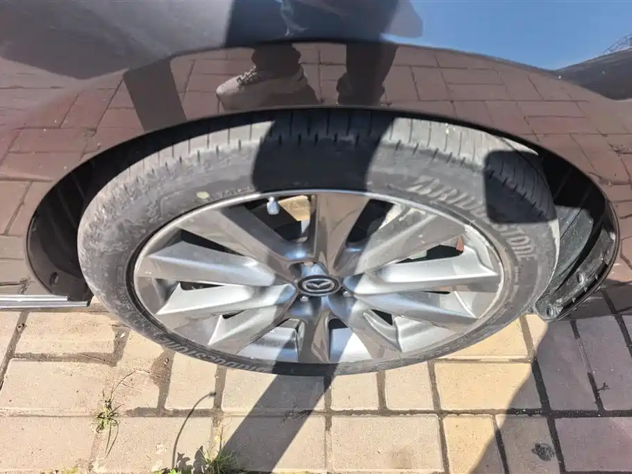 Mazda 3 Axela 2022