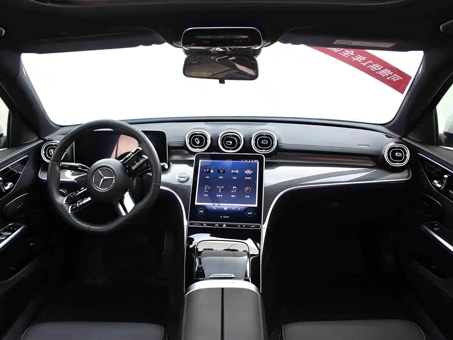 Mercedes-Benz C-Class 2023 — фото 13