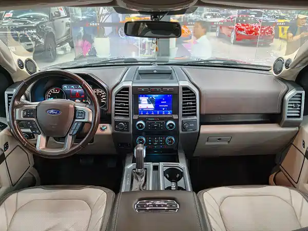 Ford F-150 Raptor 2021