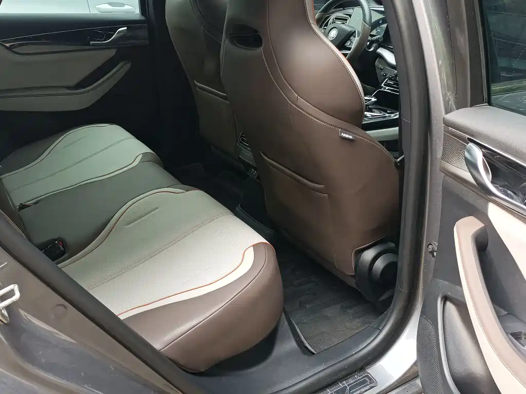 BYD Qin PLUS 2024 — фото 10