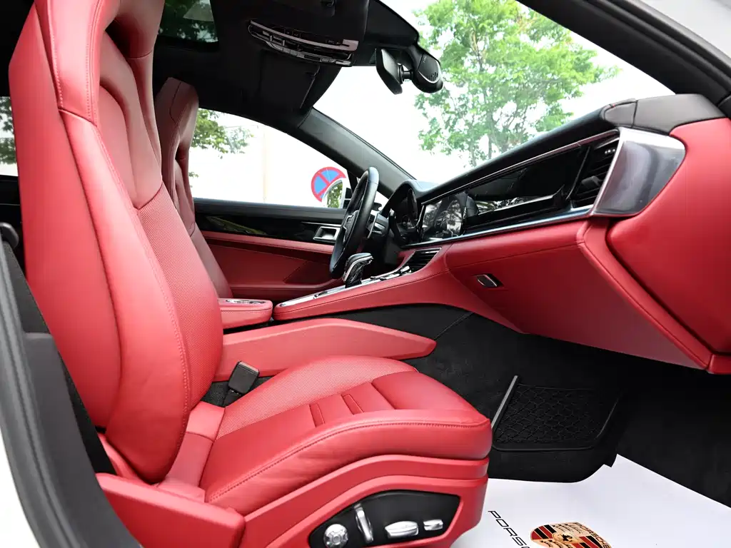 Porsche Panamera 2018 — фото 9