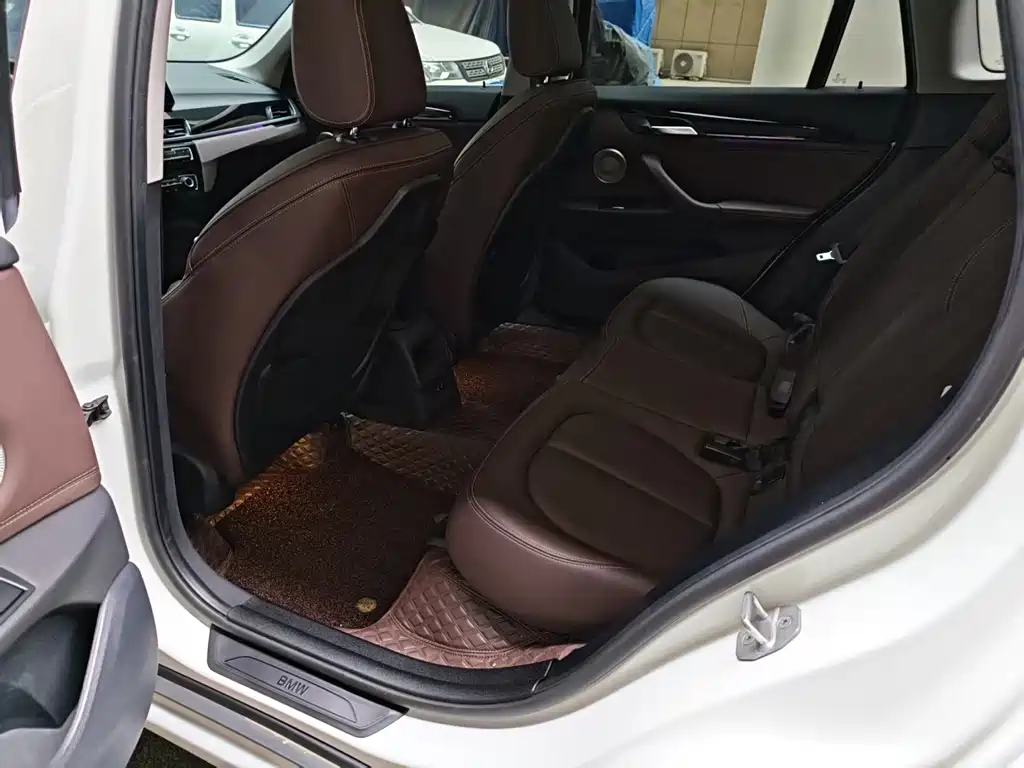 BMW X1 2022 — фото 13