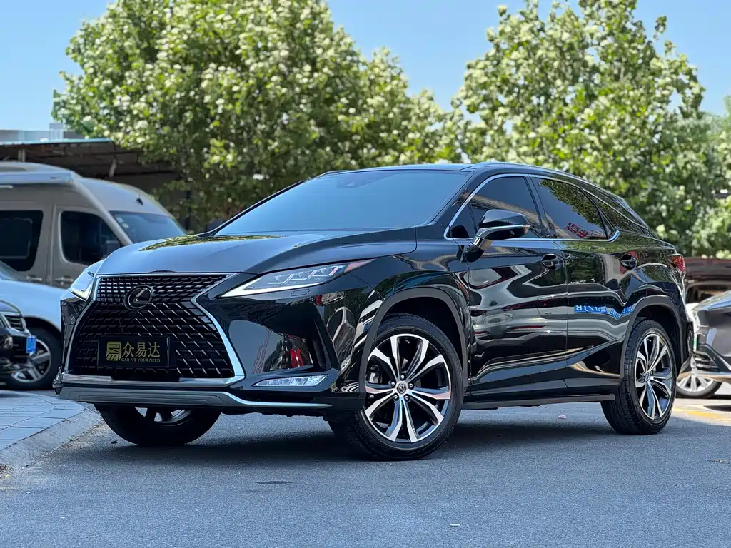 Lexus RX 2021