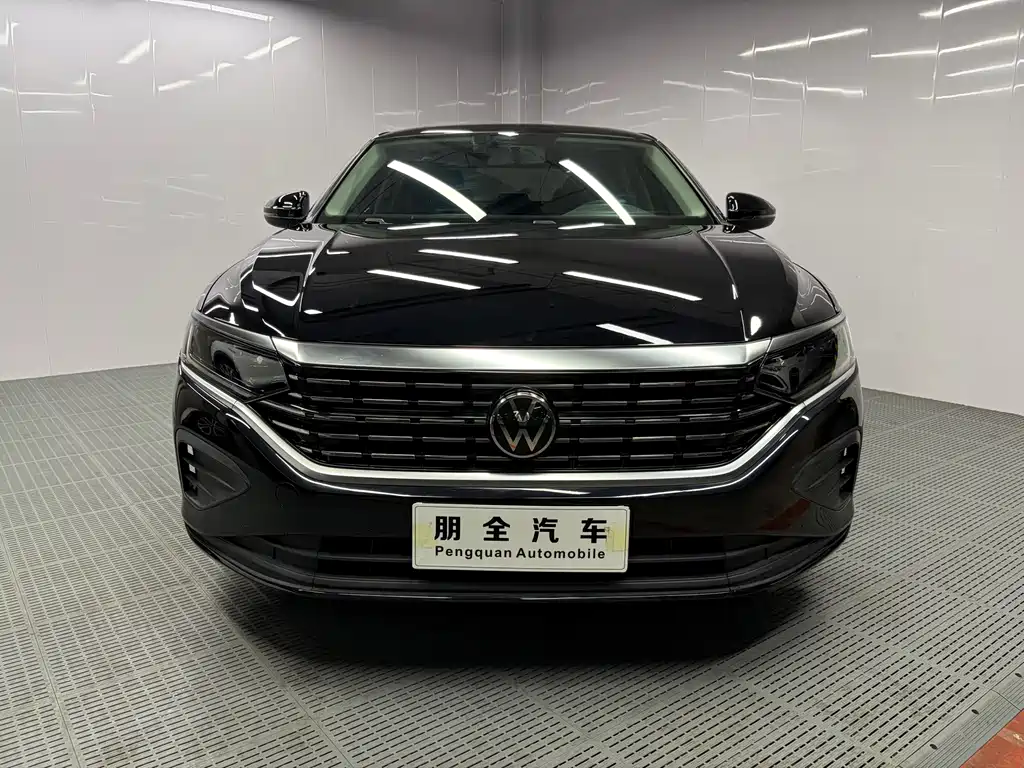 Volkswagen Passat 2022