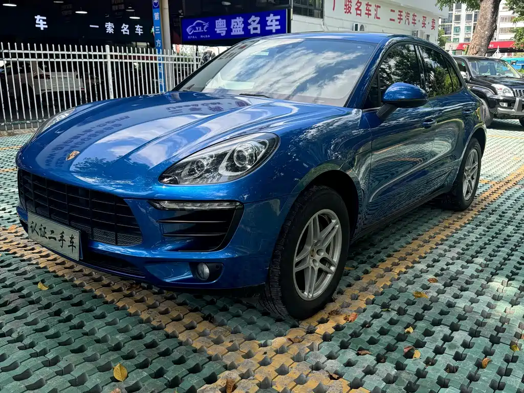 Porsche Macan 2016