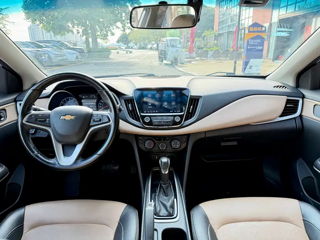 Chevrolet Monza 2020 — фото 12