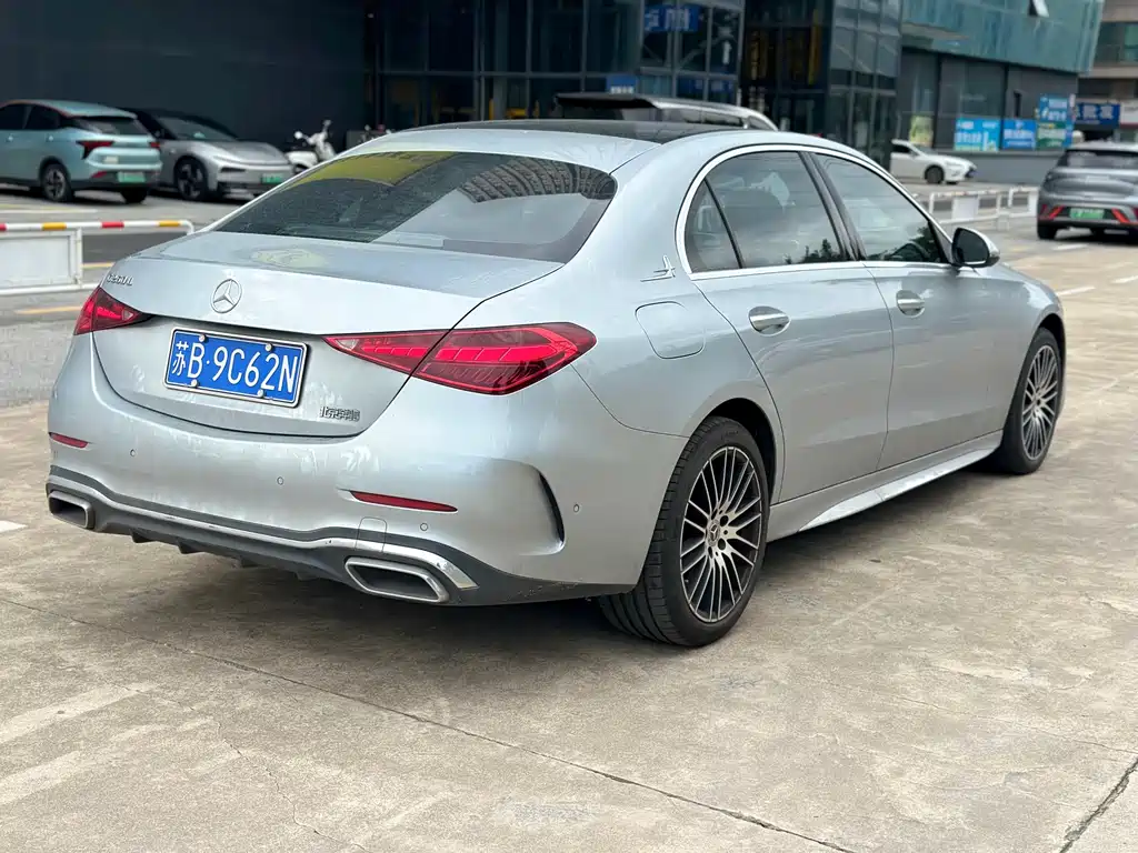 Mercedes-Benz C-Class 2022