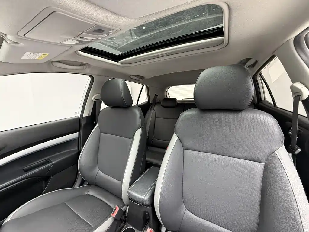 Kia KX1 2021 — фото 15