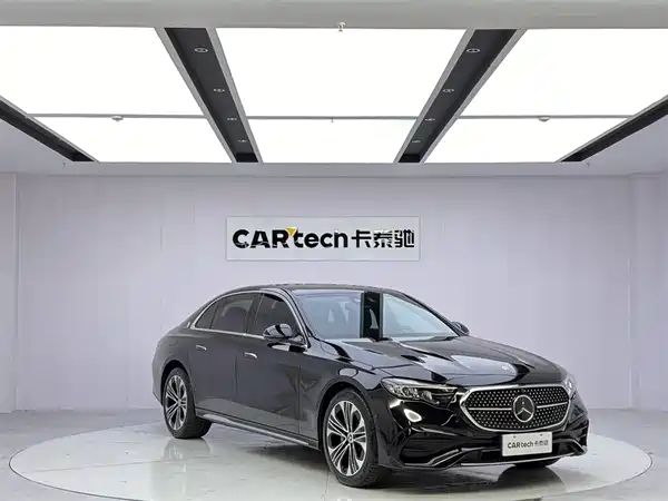Mercedes-Benz E-Class 2024
