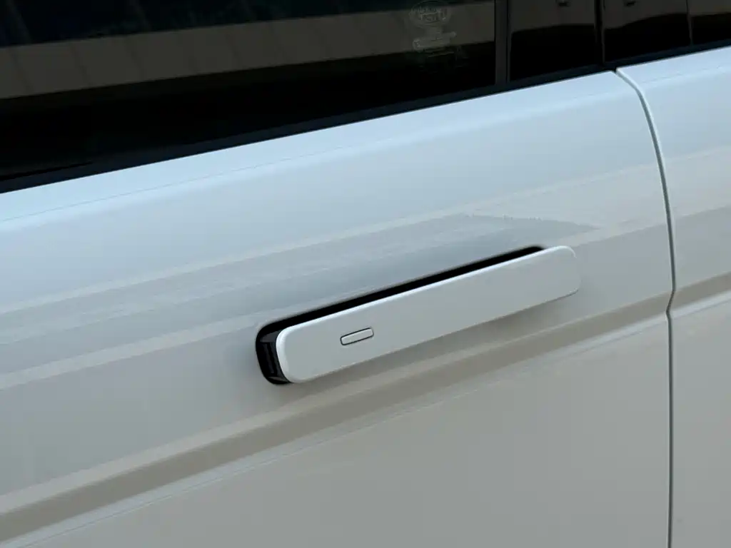 Land Rover Evoque 2021 — фото 12
