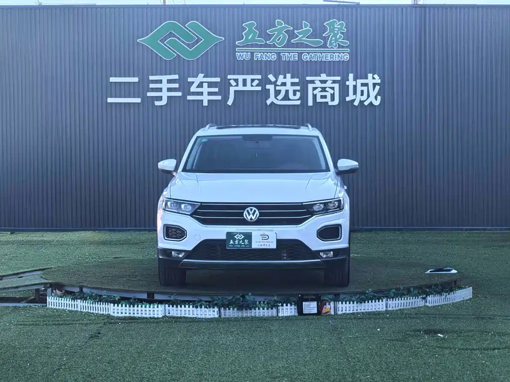 Volkswagen T-Roc 2019 — фото 2