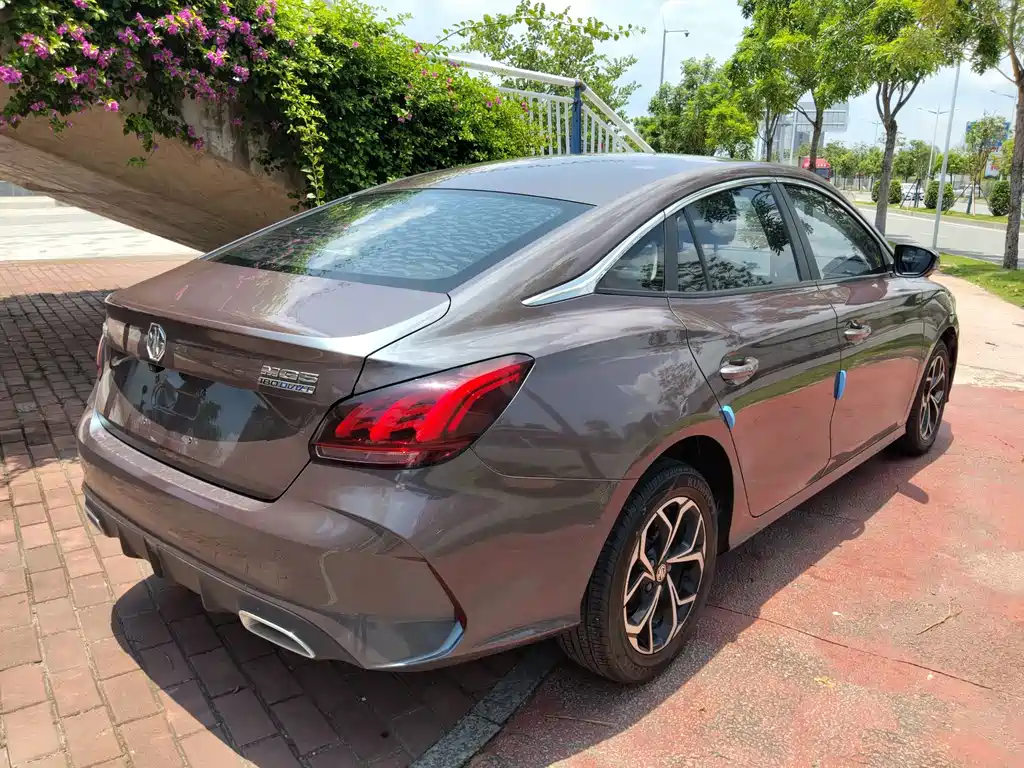 MG 5 2022