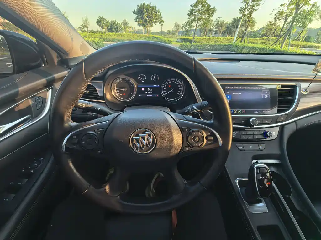 Buick LaCrosse 2020 — фото 19