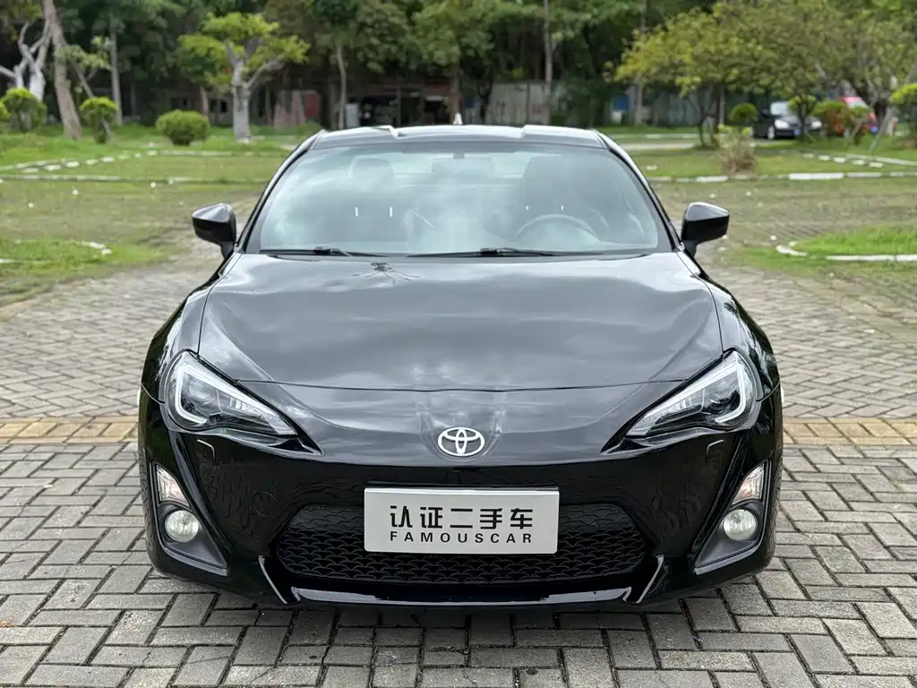 Toyota 86 2016 — фото 2