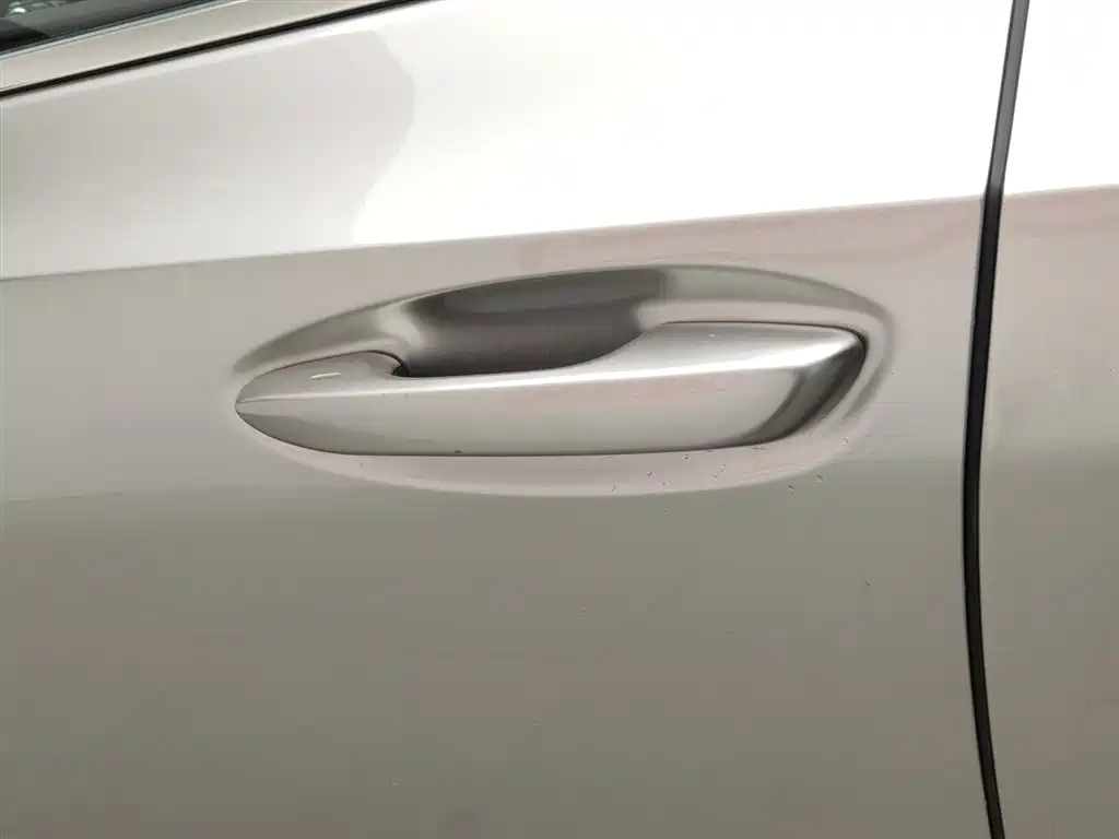 Lexus ES 2020 — фото 18