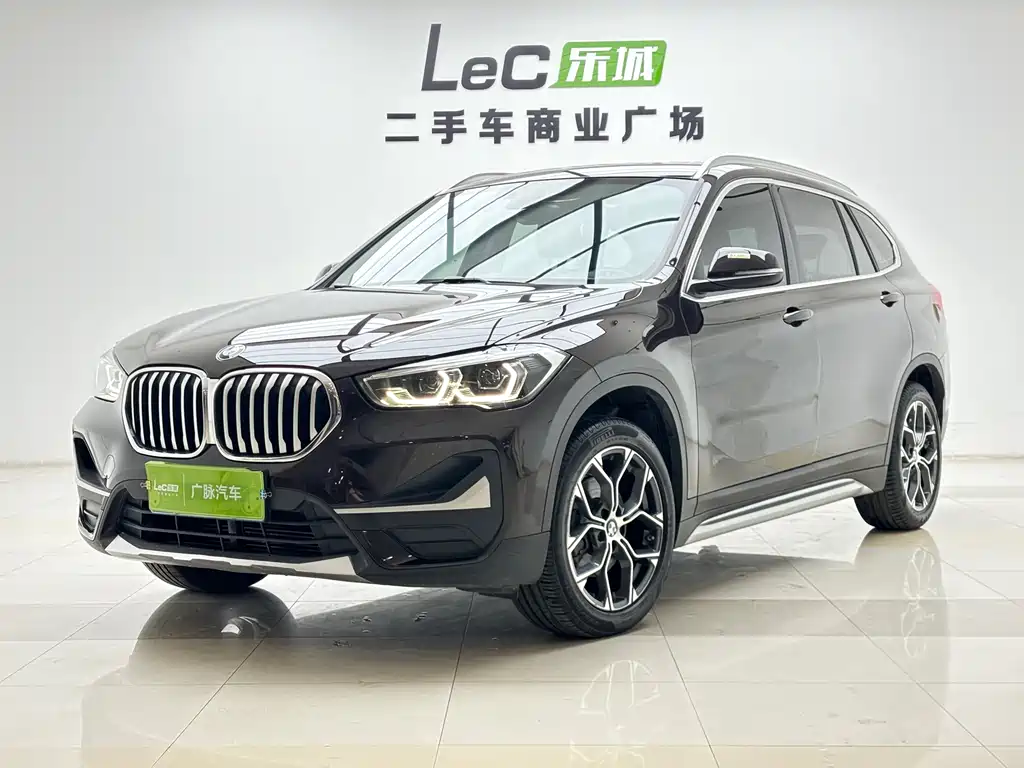 BMW X1 2020 — фото 1