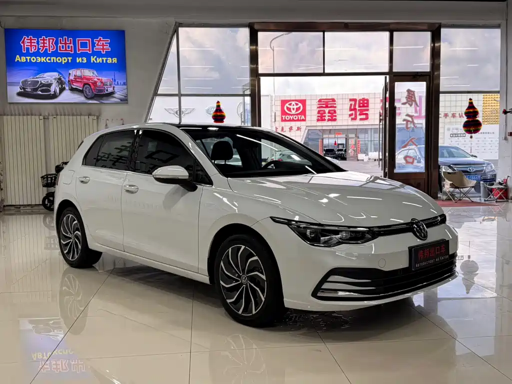 Volkswagen Golf 2023