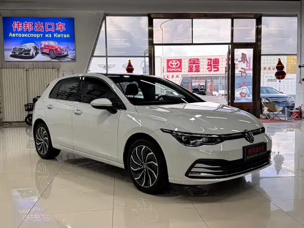 Volkswagen Golf 2023