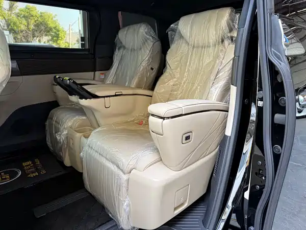 Toyota Alphard 2025