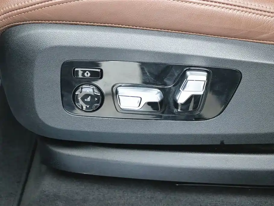 BMW X7 2021 — фото 12