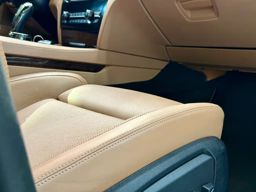 BMW 7 Series 2014 — фото 24