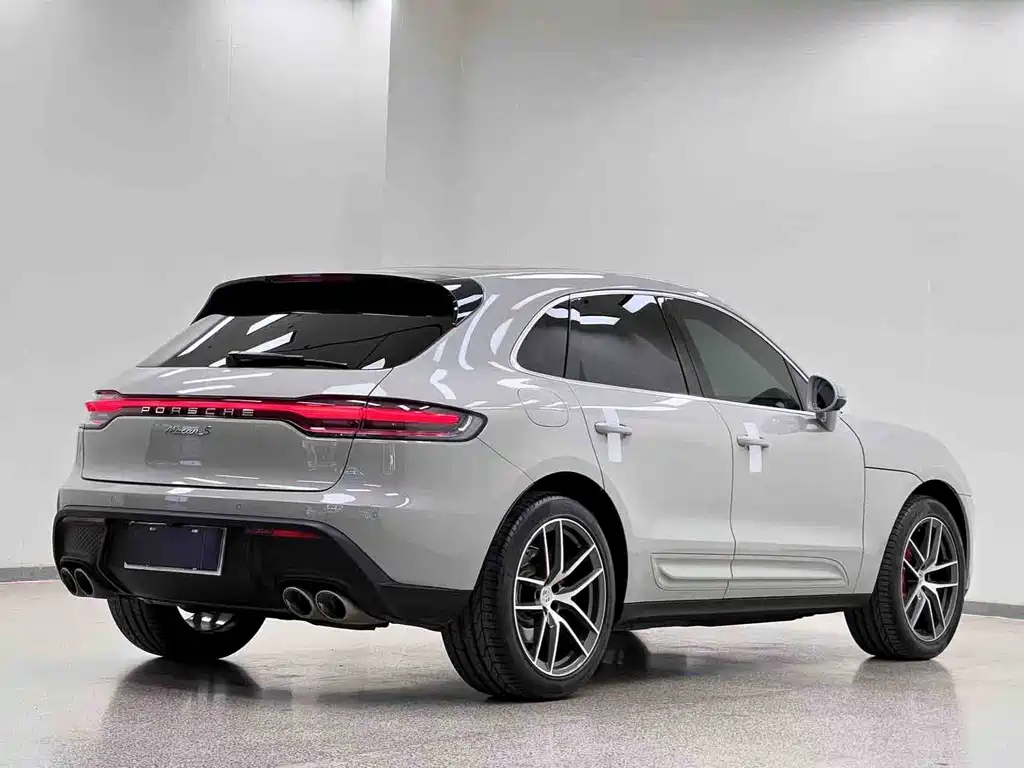 Porsche Macan 2023 — фото 27
