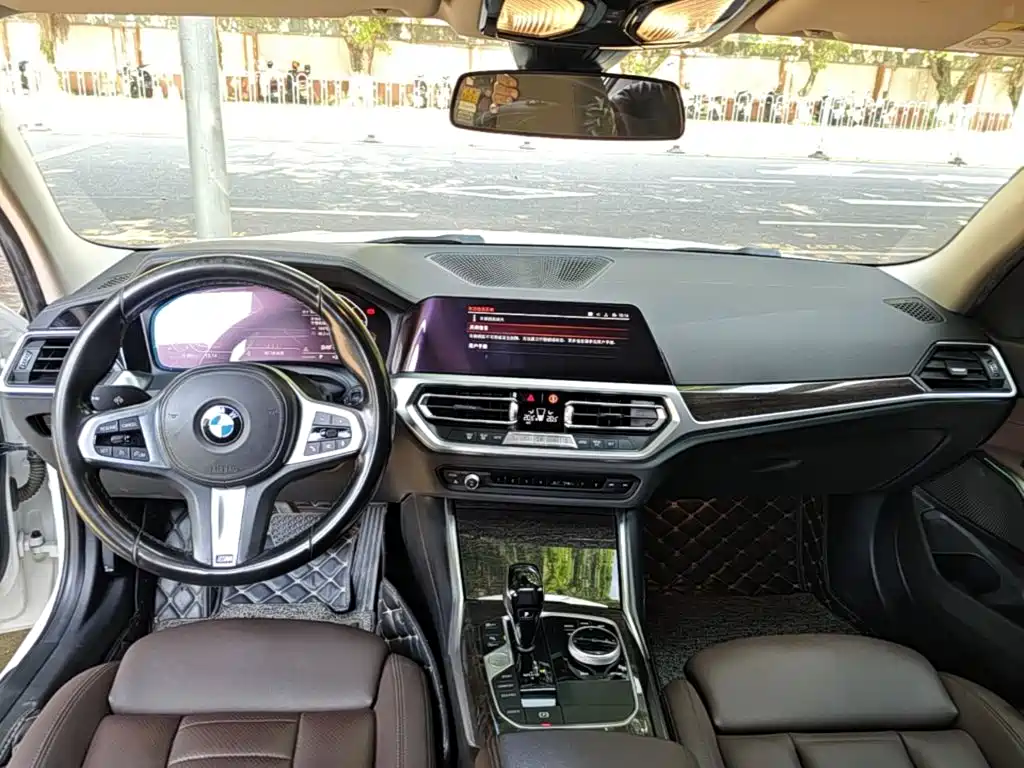 BMW 3 Series 2020 — фото 10