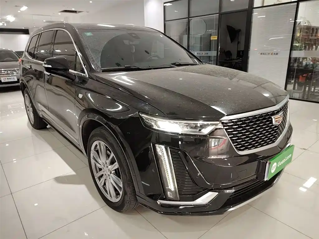 Cadillac XT6 2023 — фото 4