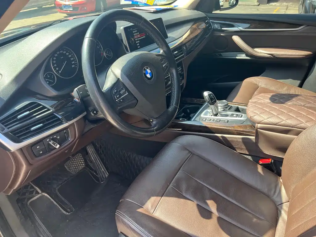 BMW X5 2015 — фото 18