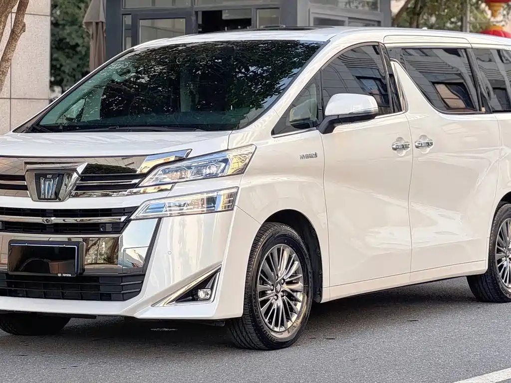 Toyota Vellfire 2021 — фото 3