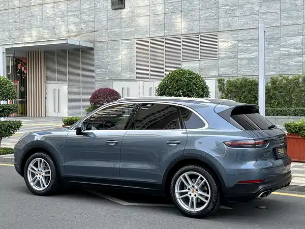 Porsche Cayenne 2019