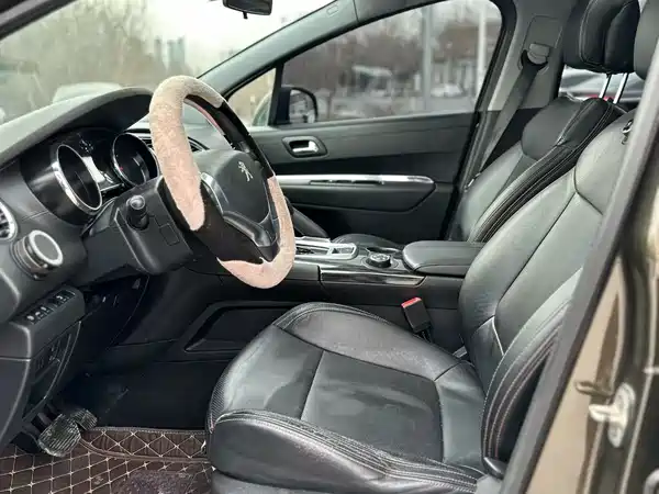 Peugeot 3008 2015