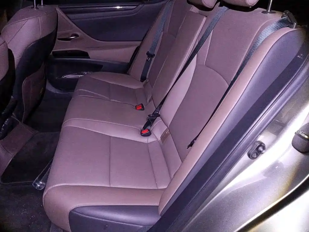 Lexus ES 2024 — фото 15