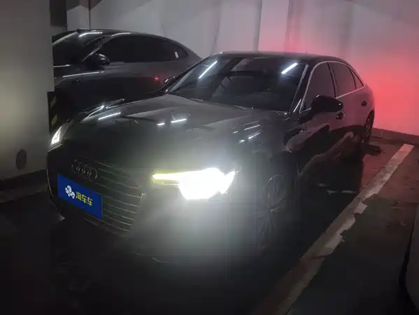 Audi A6L 2022