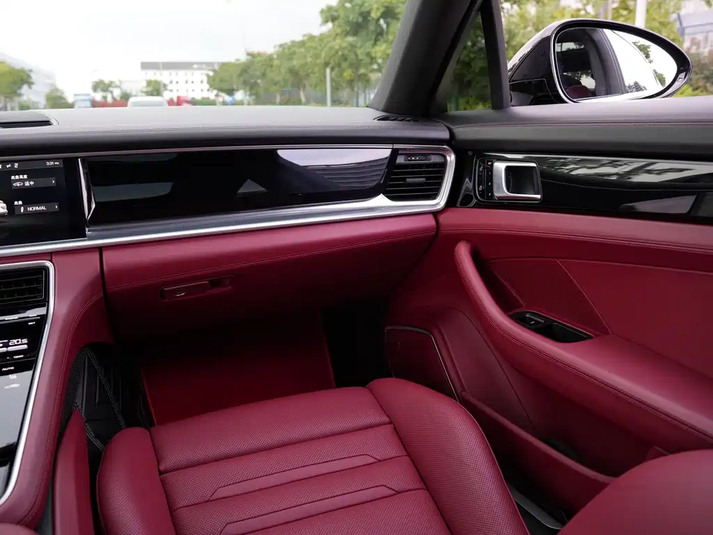 Porsche Panamera 2019 — фото 11