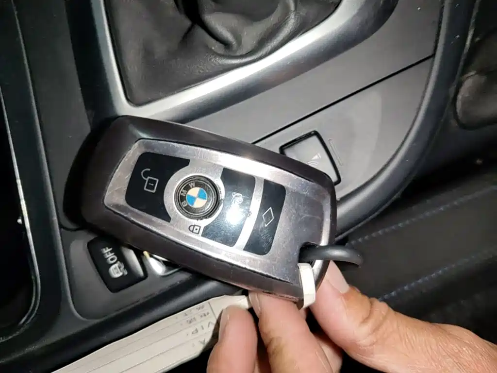 BMW 3 Series 2017 — фото 9