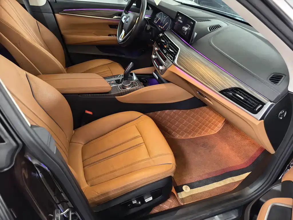 BMW 6 Series GT 2020 — фото 10