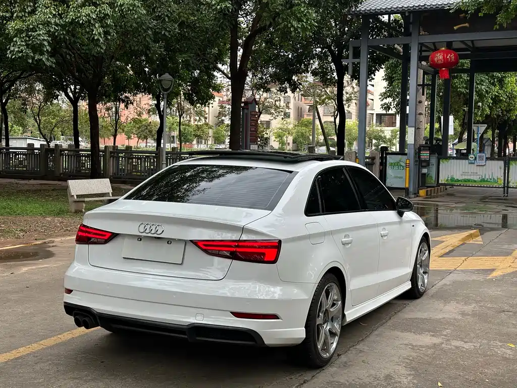 Audi A3 2017 — фото 40