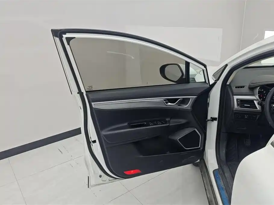 Geely Emgrand GS 2020 — фото 7