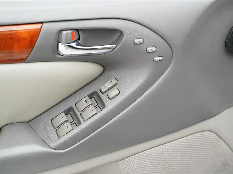 Lexus GS 2004 — фото 10