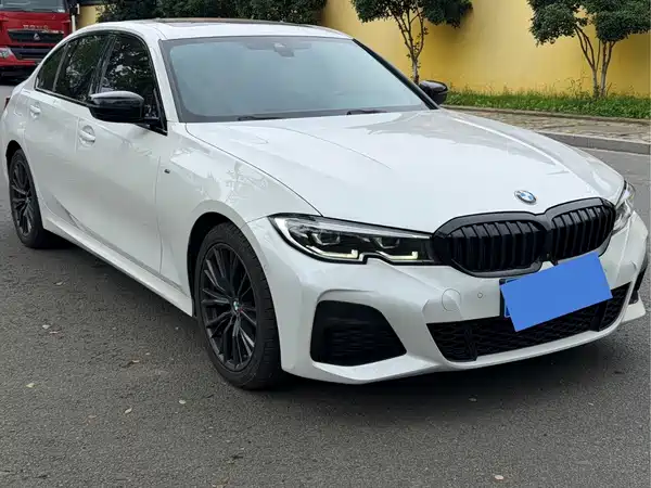 BMW 3 Series 2021