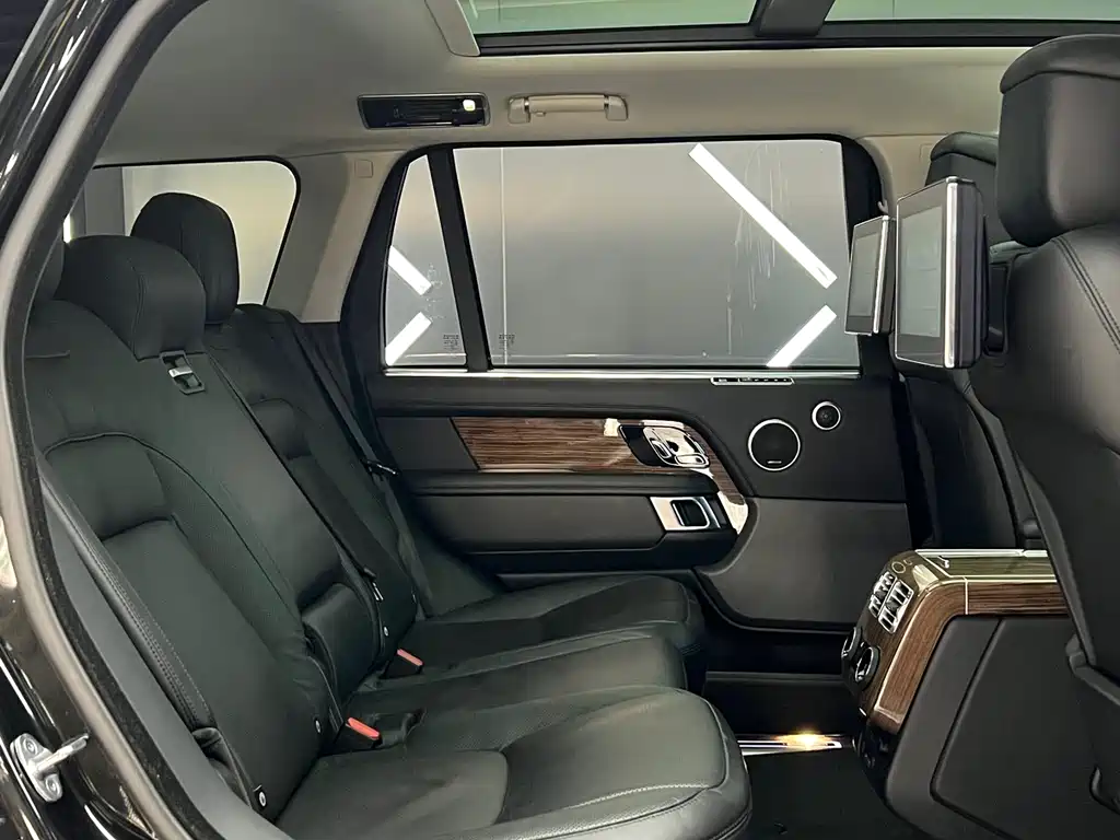 Land Rover Range Rover 2019 — фото 14