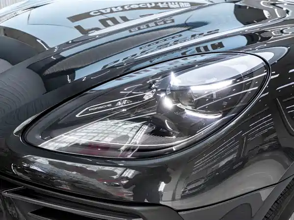 Porsche Macan 2024