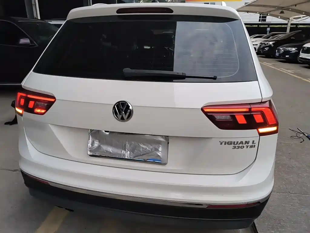 Volkswagen Tiguan L 2020 — фото 6