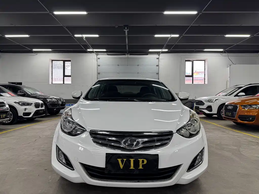 Hyundai Elantra 2014