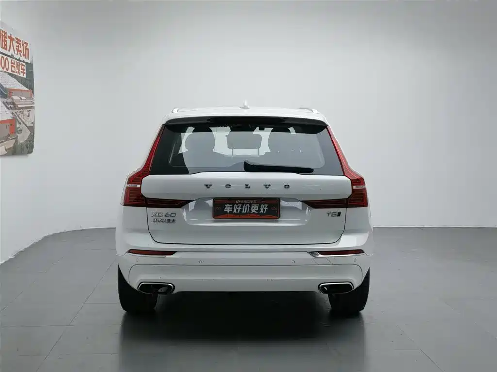 Volvo XC60 2019 — фото 4