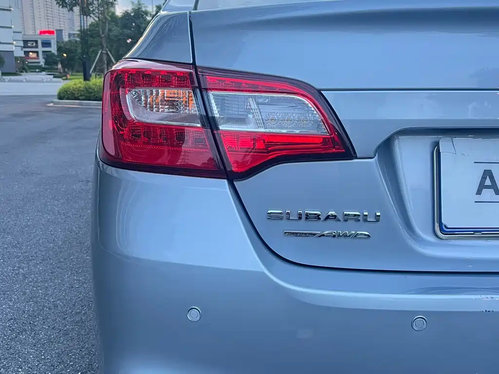 Subaru Legacy 2020 — фото 10