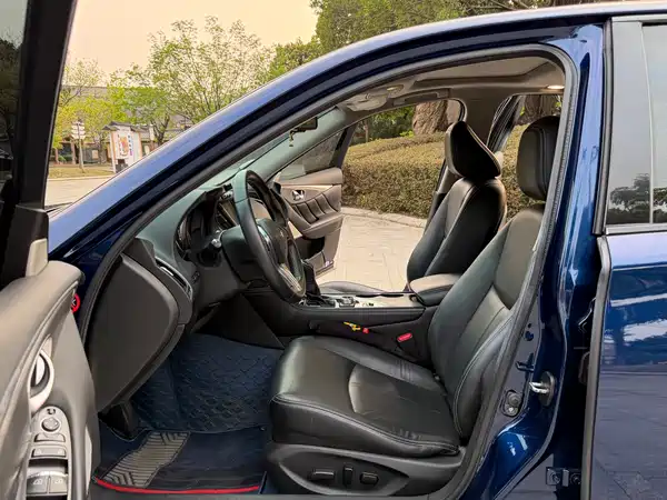 Infiniti Q50L 2018