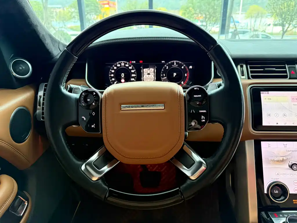 Land Rover Range Rover 2018 — фото 14