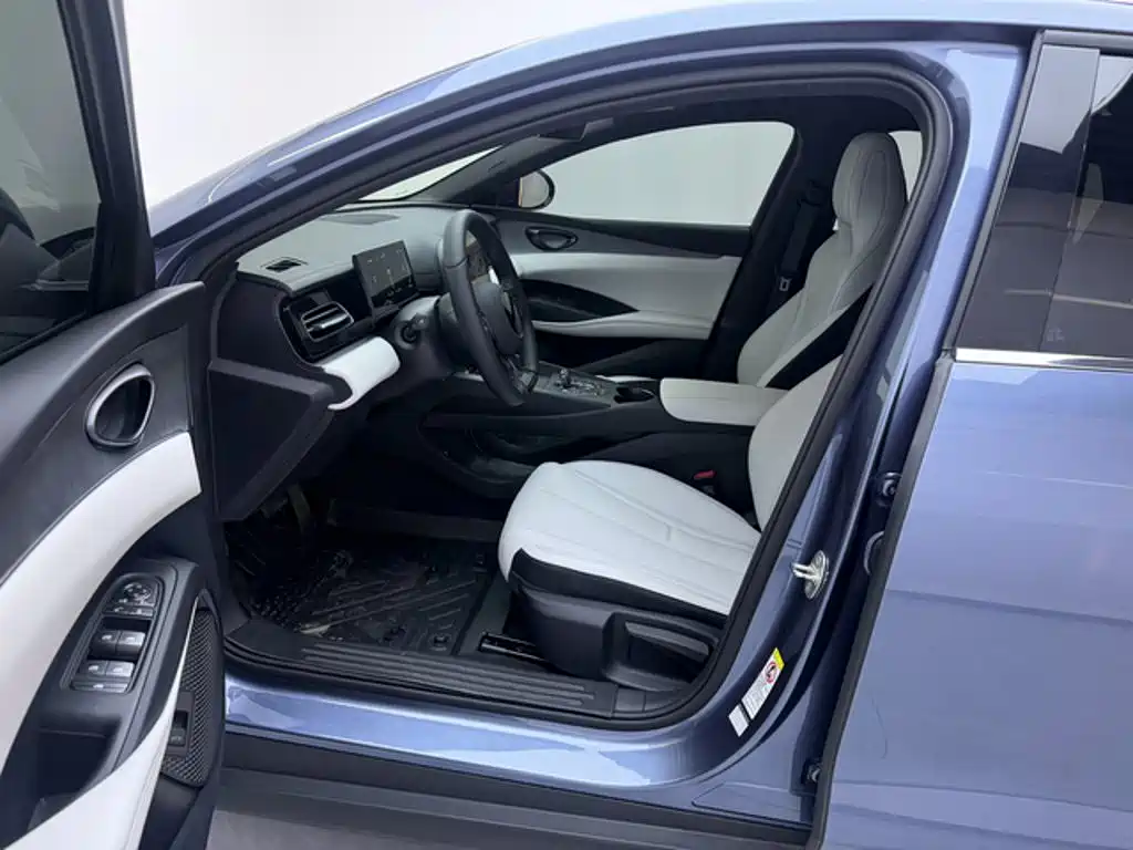BYD Seal 06 2025